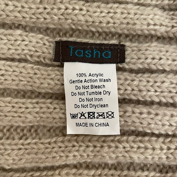 Beaded Winter Headband - Picture 3 of 3